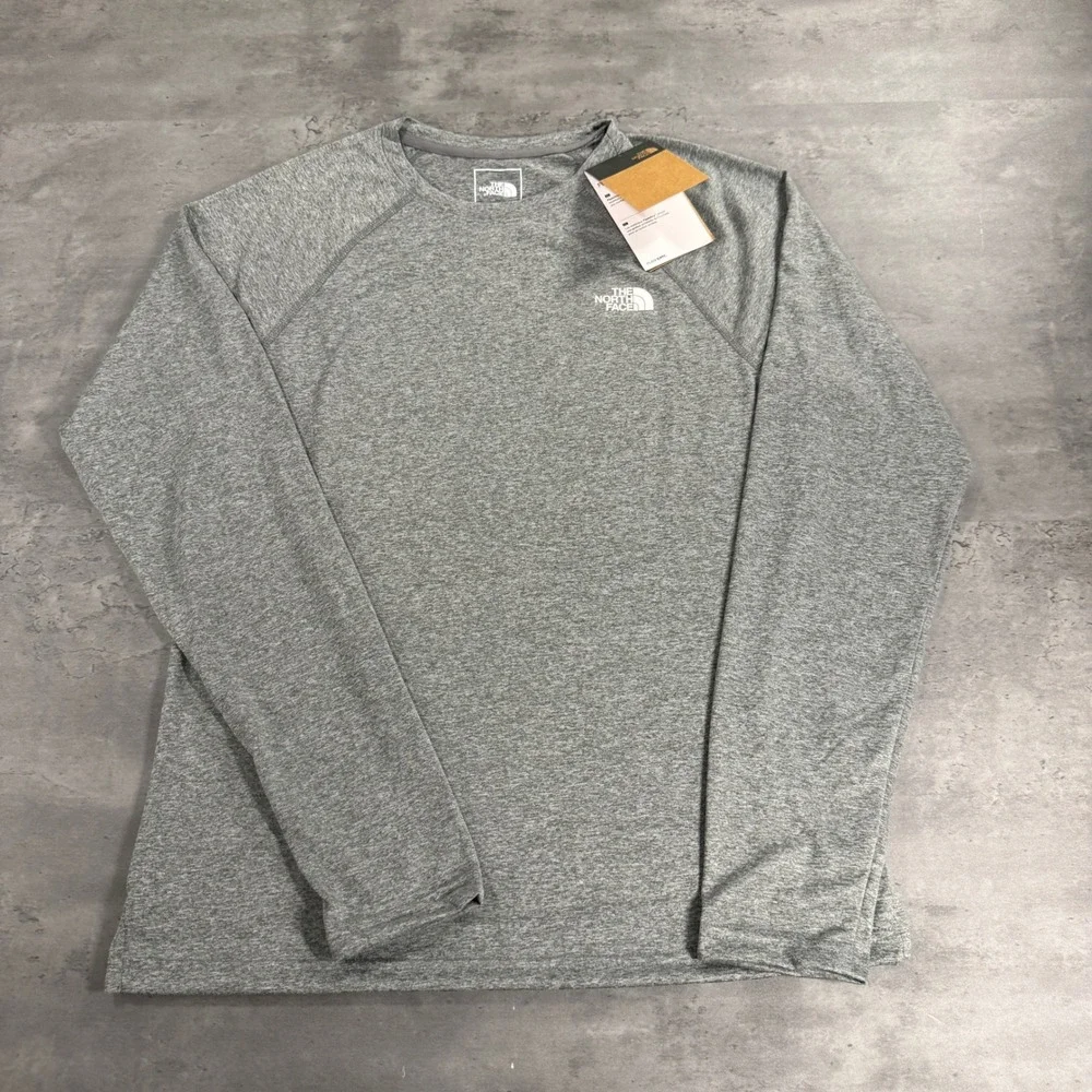 The North Face Breeze Shirt Men Small Grey Long Sleeve FlashDry Gym Hiking Train